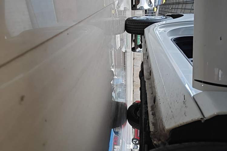 Used Geely Galaxy Panda 2024 Panda Mini 200km Endurance Bear Right Side Sill