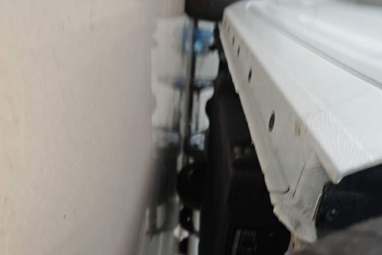 Used Geely Galaxy Panda 2024 Panda Mini 200km Endurance Bear Right Side Sill
