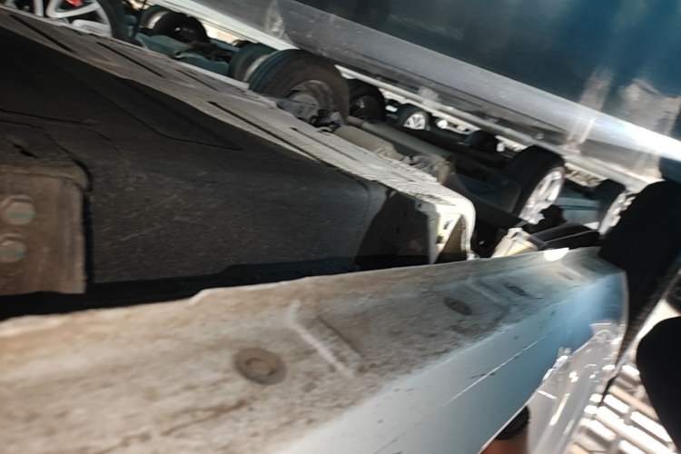 Used Geely Galaxy Panda 2024 Panda Mini 200km Endurance Bear Right Side Sill