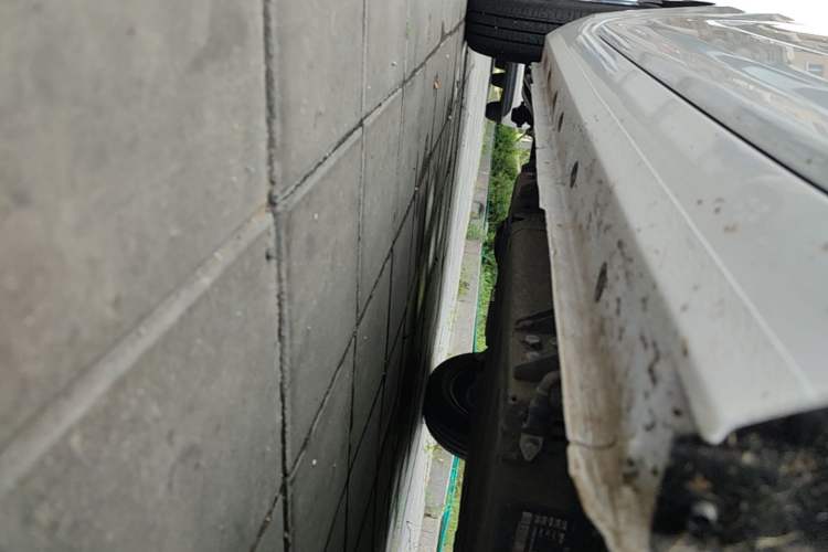 Used Geely Galaxy Panda 2024 Panda Mini 200km Endurance Bear Right Side Sill