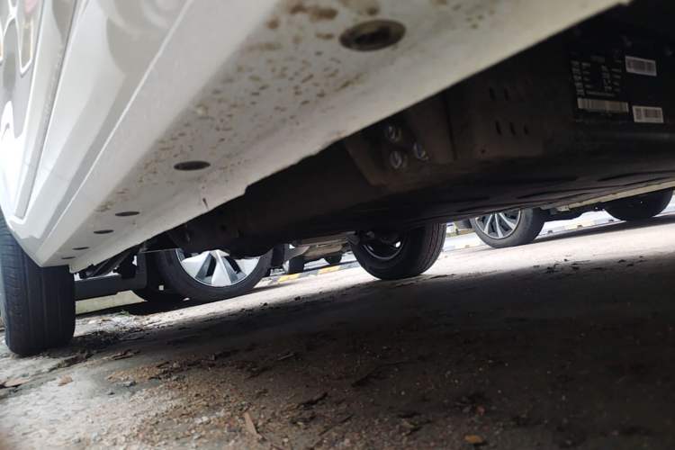 Used Geely Galaxy Panda 2024 Panda Mini 200km Endurance Bear Right Side Sill