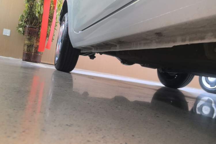 Used Geely Galaxy Panda 2024 Panda Mini 200km Longteng PRO Edition Right Side Sill