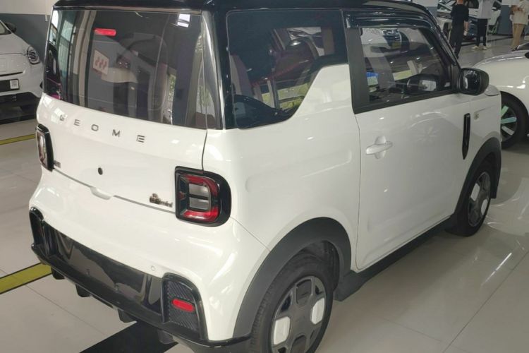 Used Geely Galaxy Panda 2024 200km Panda Kart Right Side Sill