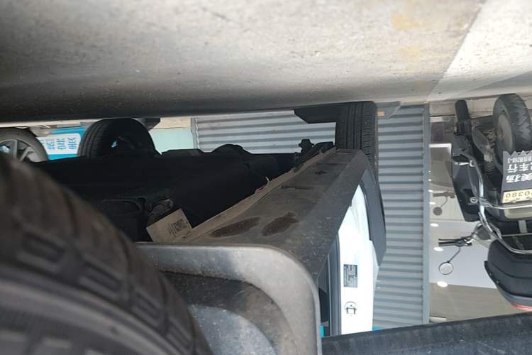 Used Geely Galaxy Panda 2024 200km Panda Rider Right Side Sill
