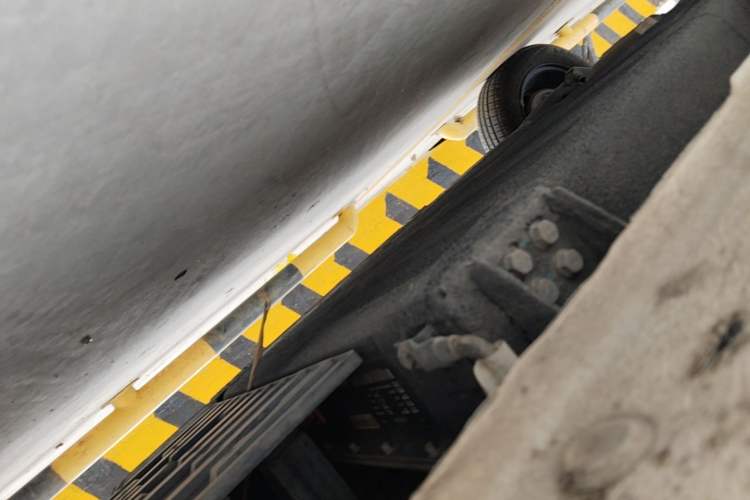 Used Geely Galaxy Panda 2024 Panda Mini 200km Endurance Bear Right Side Sill