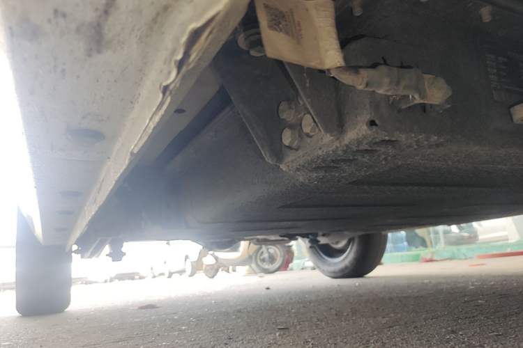 Used Geely Galaxy Panda 2024 Panda Mini 200km Endurance Bear Right Side Sill