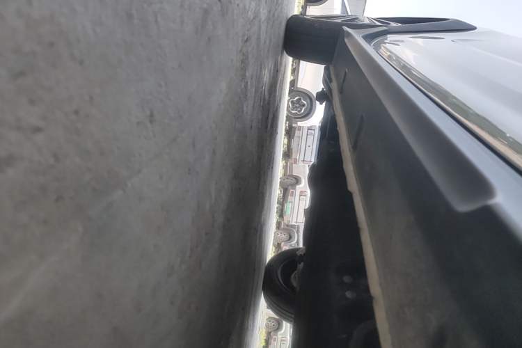 Used Geely Galaxy Panda 2024 200km Panda Kart Right Side Sill