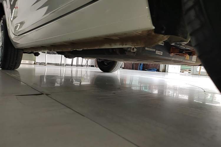Used Geely Galaxy Panda 2024 Panda Mini 200km Endurance Bear Right Side Sill