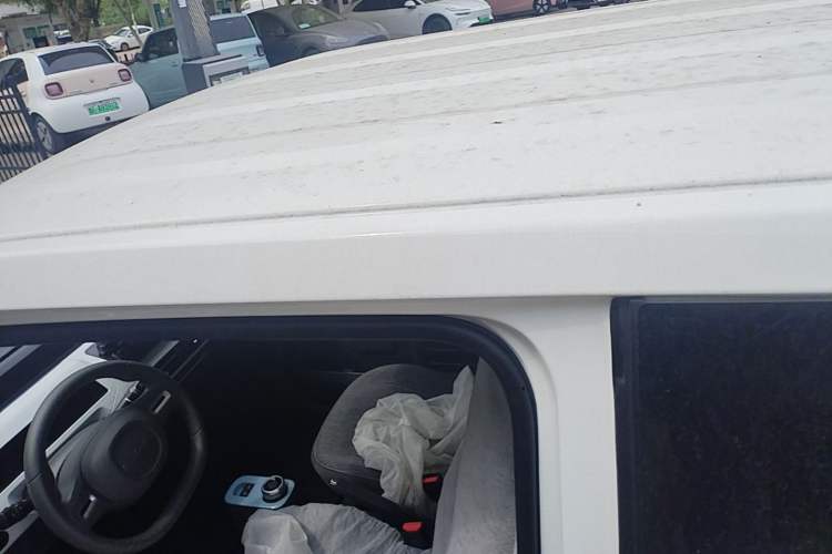 Used Geely Galaxy Panda 2024 Panda Mini 200km Endurance Bear Roof