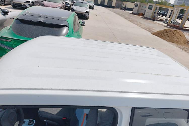 Used Geely Galaxy Panda 2024 Panda Mini 200km Endurance Bear Roof