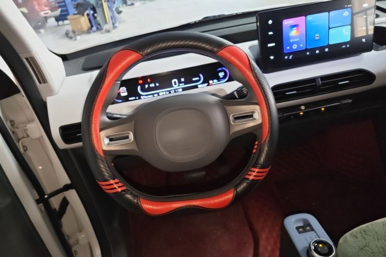 Used Geely Galaxy Panda 2024 Panda Mini 200km Endurance Bear Steering Wheel