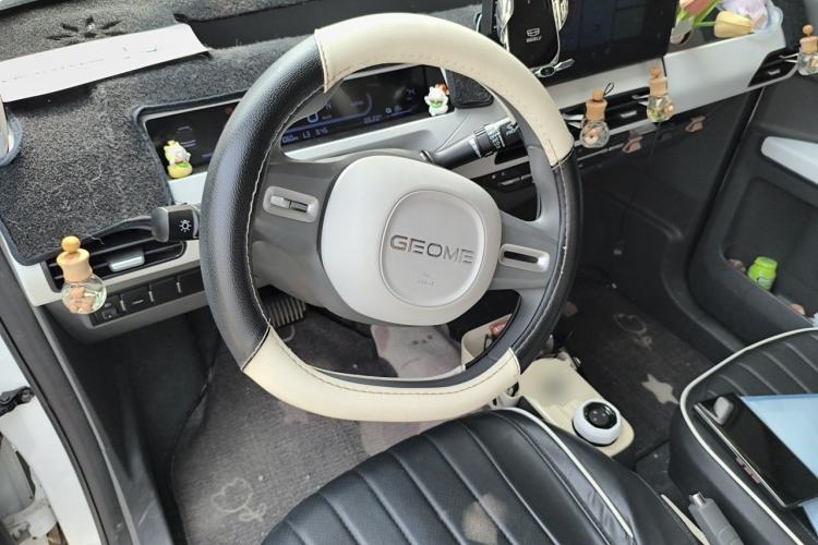 Used Geely Galaxy Panda 2024 200km Panda Rider Steering Wheel