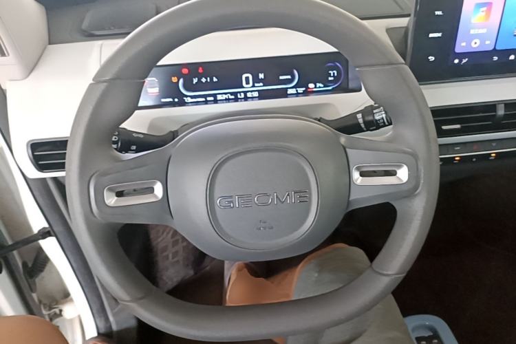 Used Geely Galaxy Panda 2024 Panda Mini 200km Dragon Edition Steering Wheel