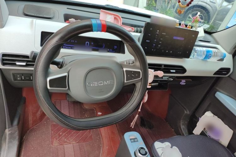 Used Geely Galaxy Panda 2024 Panda Mini 200km Endurance Bear Steering Wheel