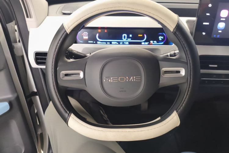 Used Geely Galaxy Panda 2024 Panda Mini 200km Longteng PRO Edition Steering Wheel