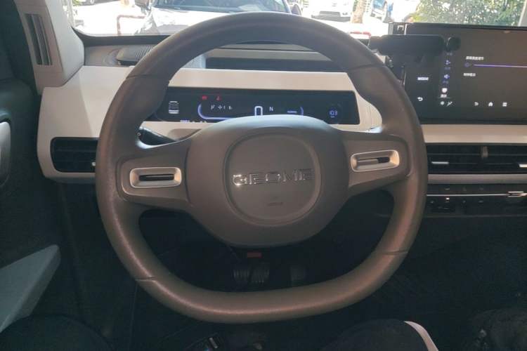 Used Geely Galaxy Panda 2024 Panda Mini 200km Longteng PRO Edition Steering Wheel