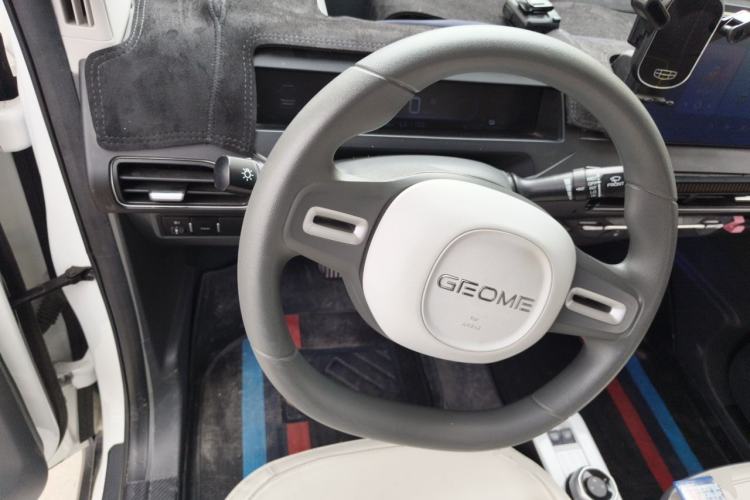 Used Geely Galaxy Panda 2024 200km Panda Rider Steering Wheel