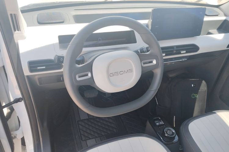 Used Geely Galaxy Panda 2024 200km Panda Kart Steering Wheel