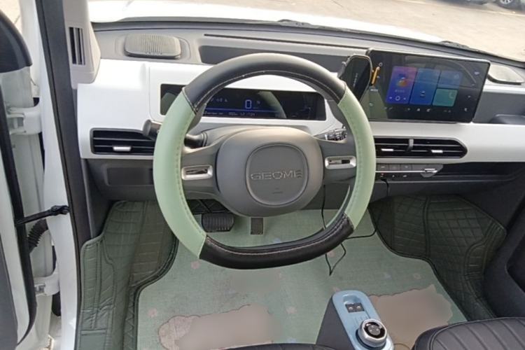 Used Geely Galaxy Panda 2024 Panda Mini 200km Longteng PRO Edition Steering Wheel