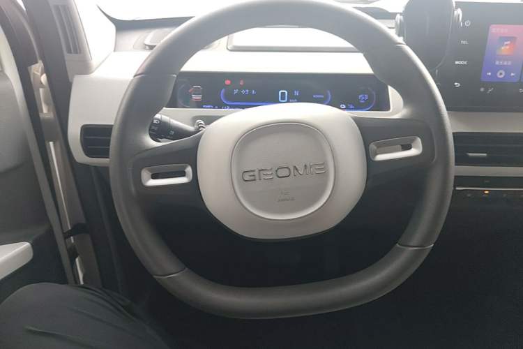 Used Geely Galaxy Panda 2024 200km Panda Rider Steering Wheel