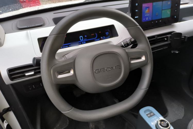 Used Geely Galaxy Panda 2024 Panda Mini 200km Endurance Bear Steering Wheel