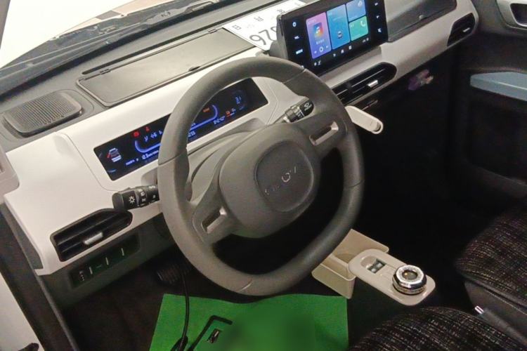 Used Geely Galaxy Panda 2024 Facelifted Panda Mini 200km Dragon Edition Steering Wheel