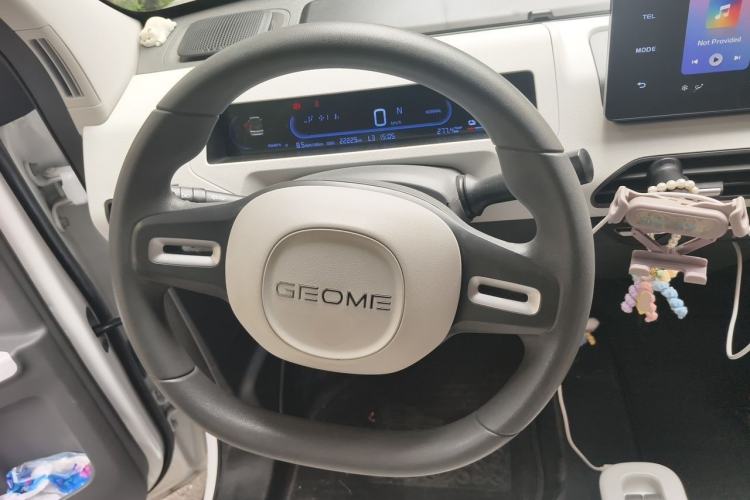 Used Geely Galaxy Panda 2024 200km Panda Rider Steering Wheel