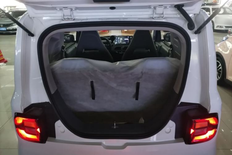 Used Geely Galaxy Panda 2024 Panda Mini 200km Endurance Bear Trunk