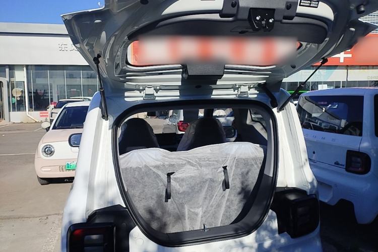 Used Geely Galaxy Panda 2024 Panda Mini 200km Endurance Bear Trunk