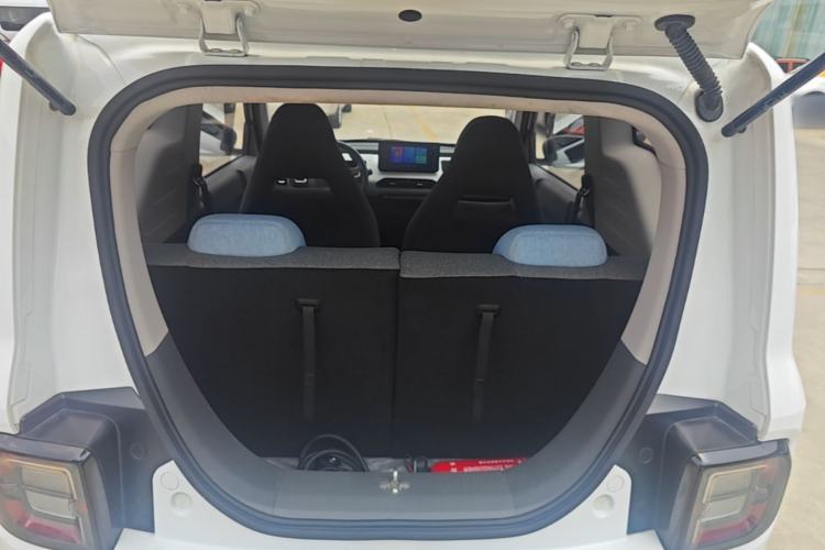 Used Geely Galaxy Panda 2024 Panda Mini 200km Endurance Bear Trunk