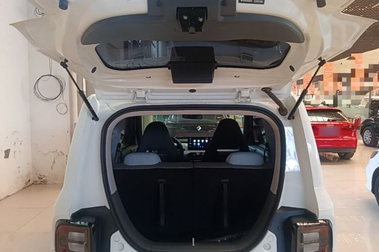 Used Geely Galaxy Panda 2024 Panda Mini 200km Endurance Bear Trunk