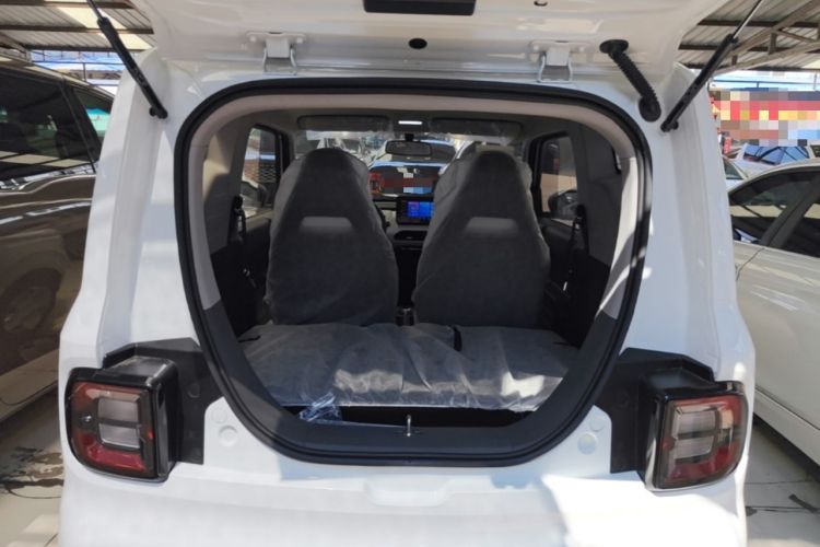 Used Geely Galaxy Panda 2024 Panda Mini 200km Endurance Bear Trunk