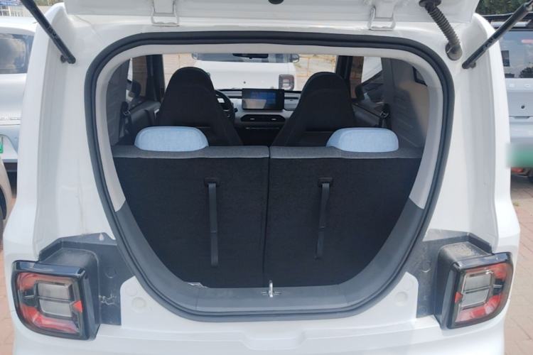 Used Geely Galaxy Panda 2024 Panda Mini 200km Endurance Bear Trunk