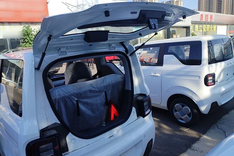 Used Geely Galaxy Panda 2024 Panda Mini 200km Endurance Bear Trunk