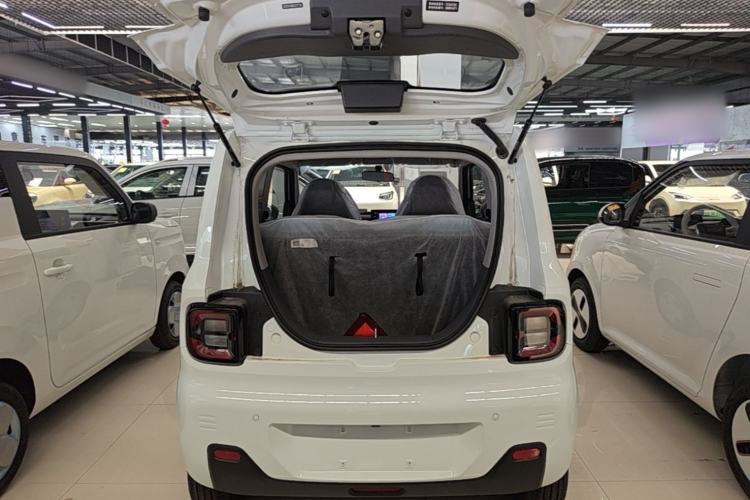 Used Geely Galaxy Panda 2024 Panda Mini 200km Endurance Bear Trunk