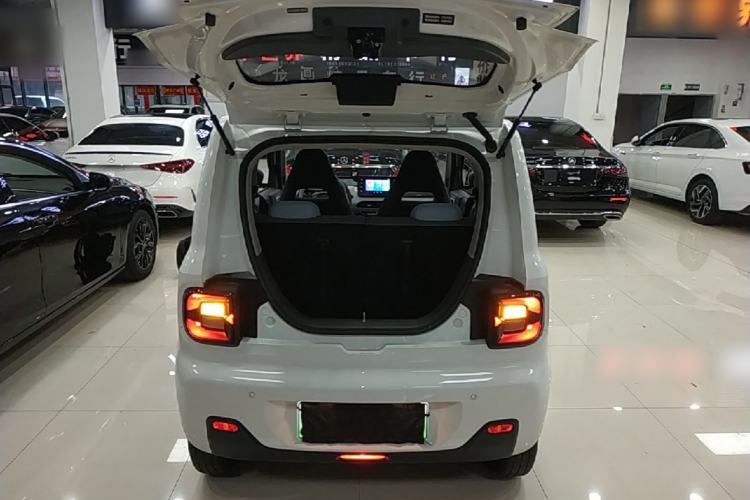 Used Geely Galaxy Panda 2024 Panda Mini 200km Endurance Bear Trunk