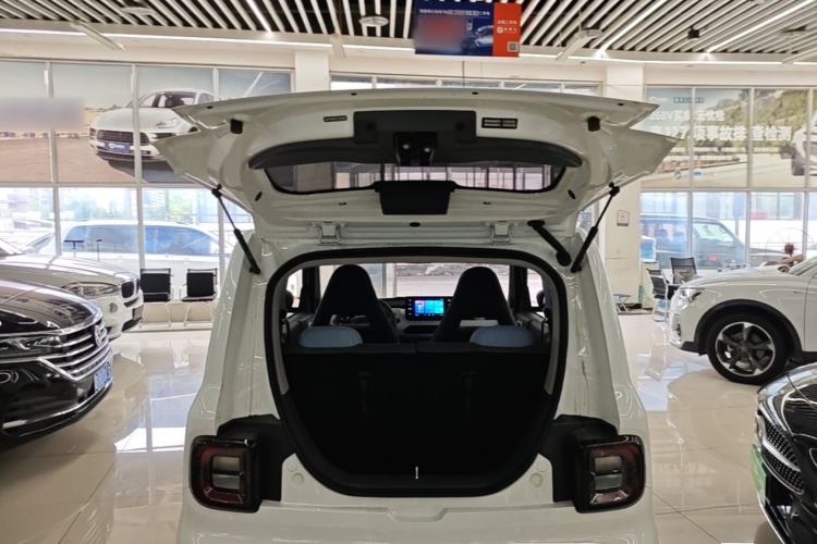 Used Geely Galaxy Panda 2024 Panda Mini 200km Endurance Bear Trunk