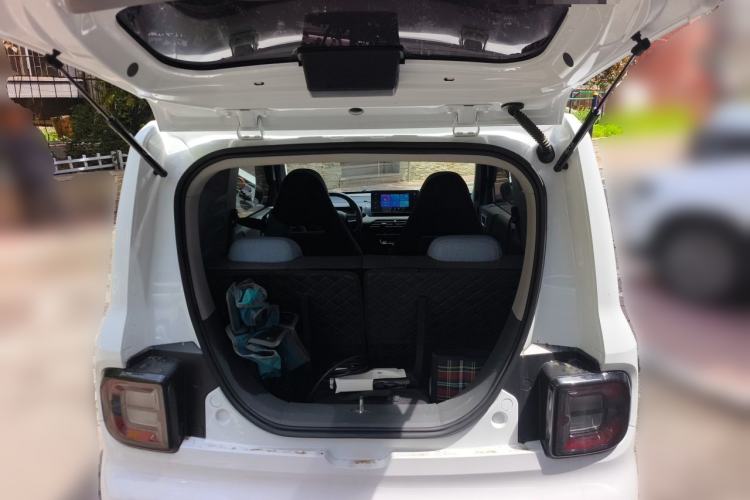 Used Geely Galaxy Panda 2024 Panda Mini 200km Endurance Bear Trunk