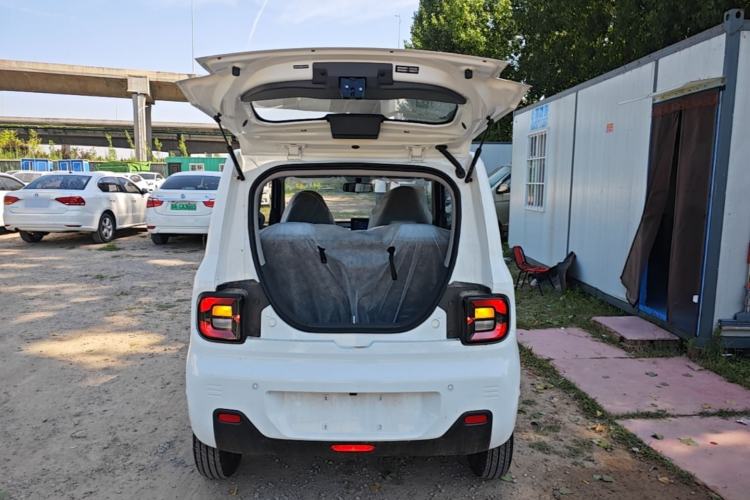 Used Geely Galaxy Panda 2024 Panda Mini 200km Endurance Bear Trunk