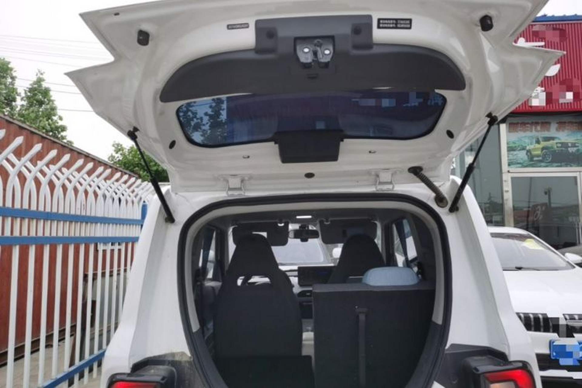 Used Geely Galaxy Panda 2024 Panda Mini 200km Endurance Bear Trunk