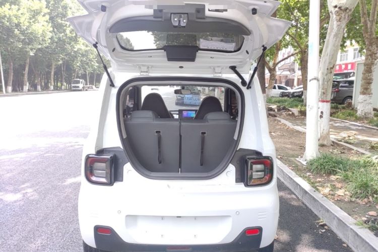 Used Geely Galaxy Panda 2024 Panda Mini 200km Endurance Bear Trunk