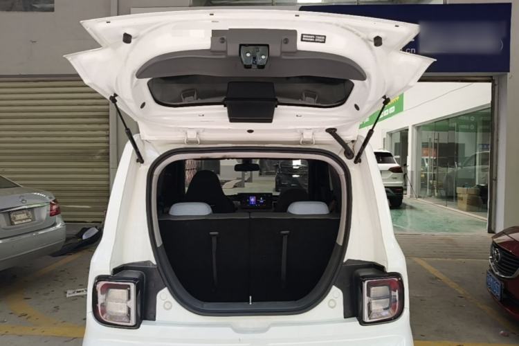 Used Geely Galaxy Panda 2024 Panda Mini 200km Endurance Bear Trunk