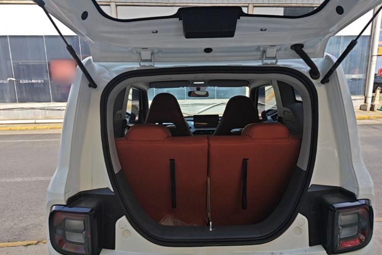 Used Geely Galaxy Panda 2024 Panda Mini 200km Endurance Bear Trunk