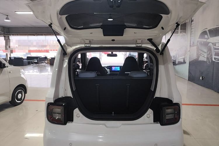 Used Geely Galaxy Panda 2024 Panda Mini 200km Endurance Bear Trunk
