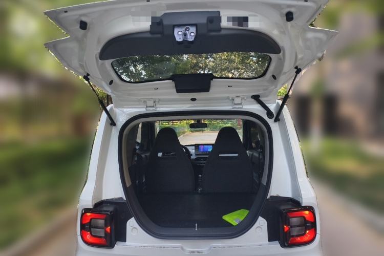 Used Geely Galaxy Panda 2024 Panda Mini 200km Endurance Bear Trunk