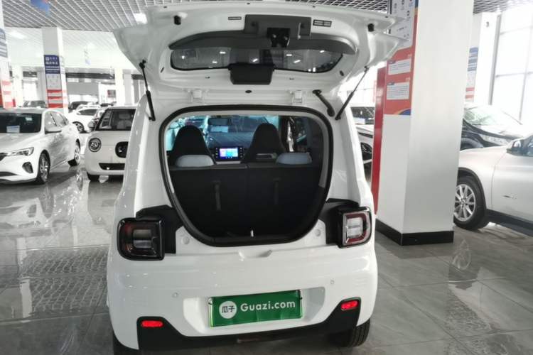 Used Geely Galaxy Panda 2024 Panda Mini 200km Endurance Bear Trunk