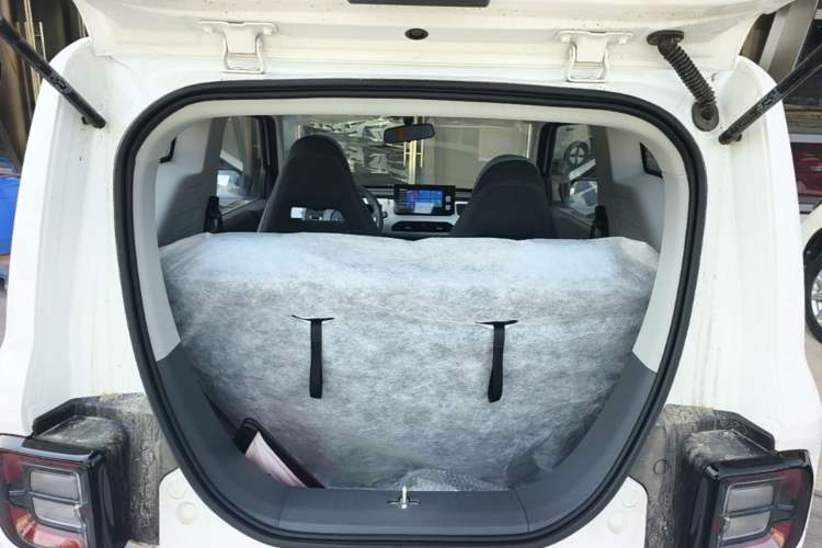 Used Geely Galaxy Panda 2024 Panda Mini 200km Endurance Bear Trunk