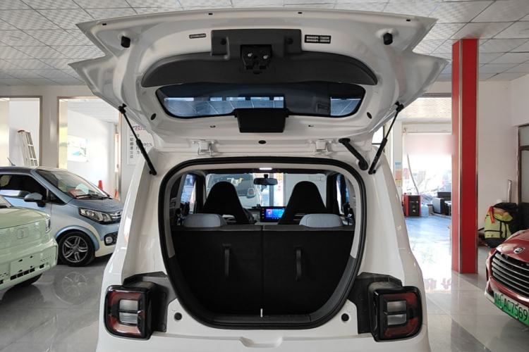 Used Geely Galaxy Panda 2024 Panda Mini 200km Endurance Bear Trunk