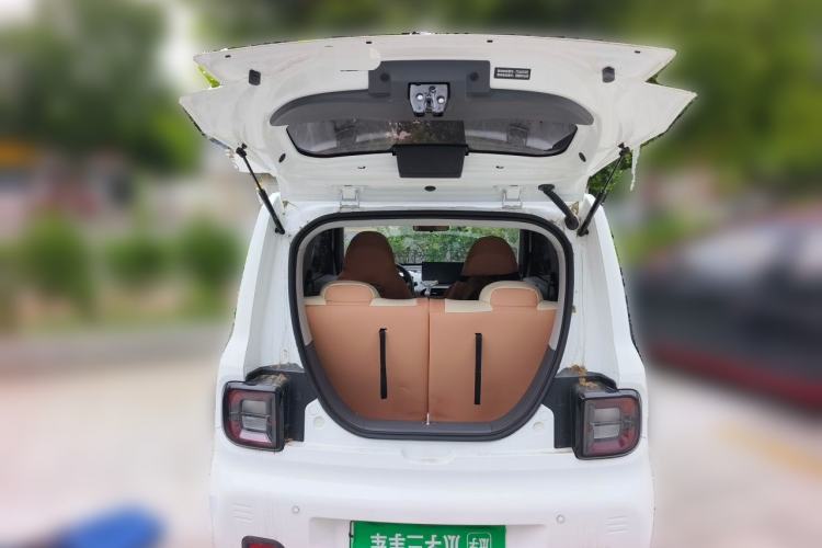 Used Geely Galaxy Panda 2024 Panda Mini 200km Endurance Bear Trunk