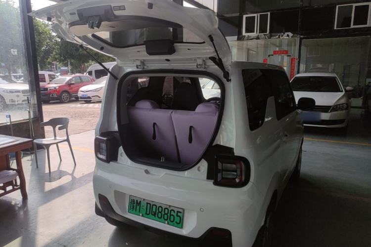 Used Geely Galaxy Panda 2024 Panda Mini 200km Endurance Bear Trunk